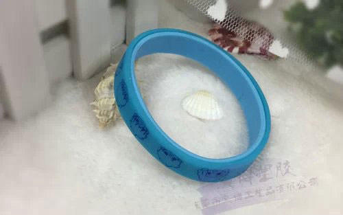天貓店主王女士與文博塑膠的手腕帶案例